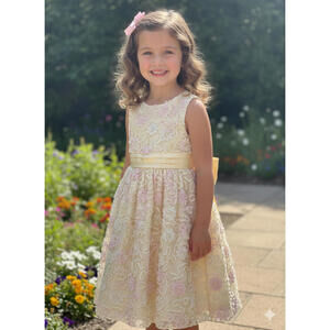 Girls' Embroidered Floral Dress with Satin Waistband 7